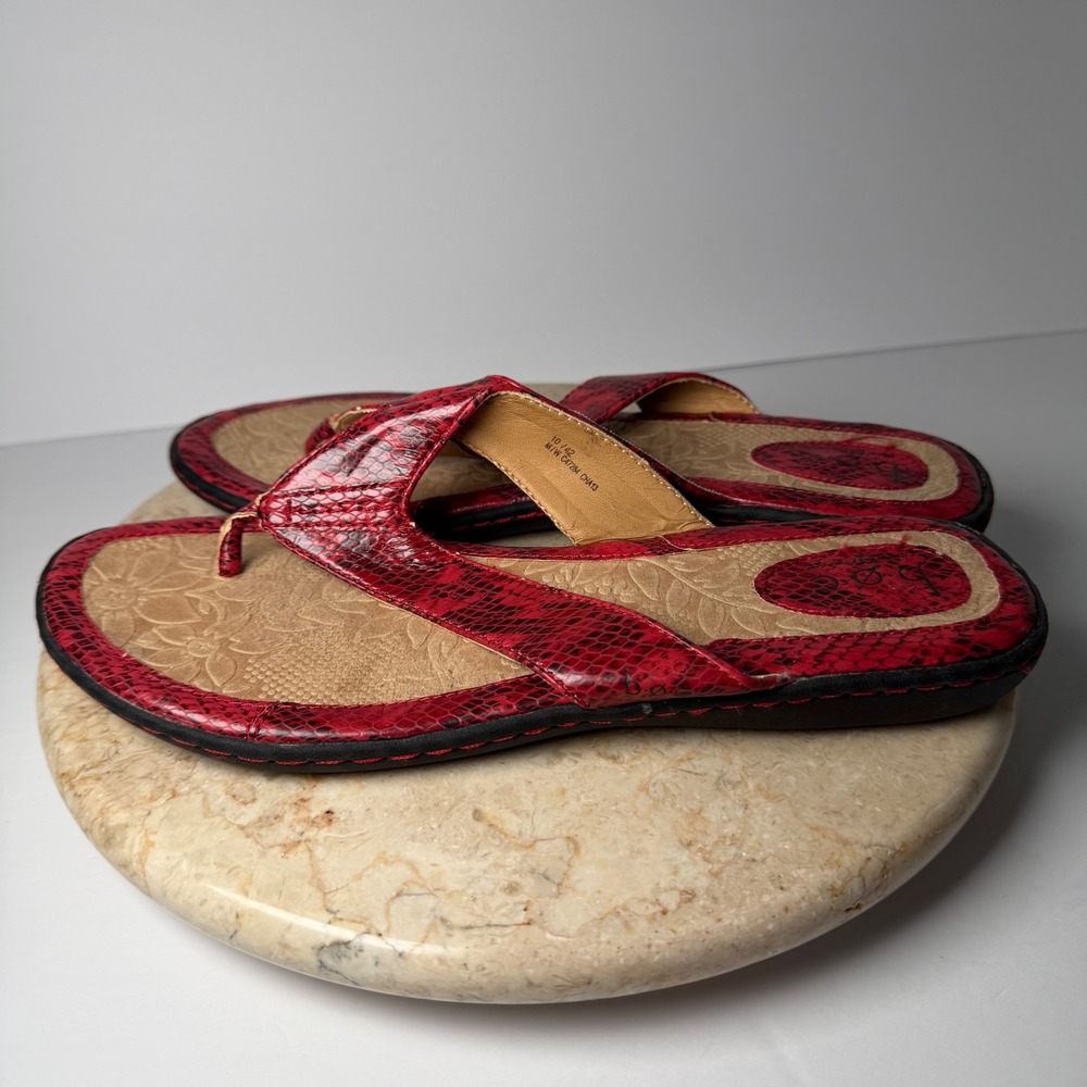 b.o.c. Born Concept Flip Flop Sandals 10 Red Snakeskin Print Thong C47284